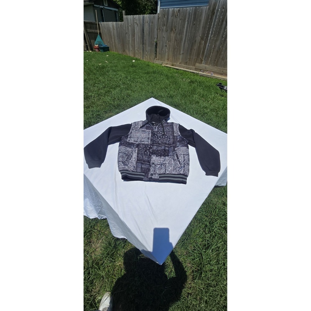 Original Deluxe Supply puffer jacket W/ a black paisley bandana pattern Size XL